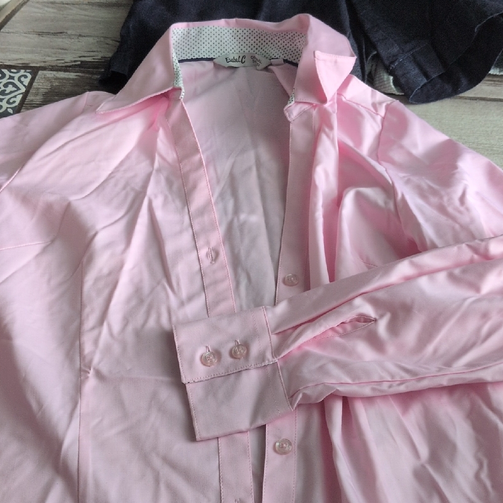 Bali Men's Light Pink Dress Shirt